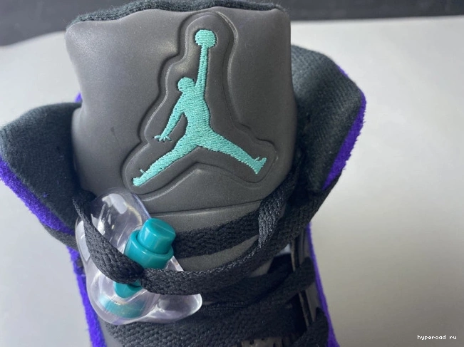 5 Retro Jordan Alternate 136027-500 Grape Air 0703
